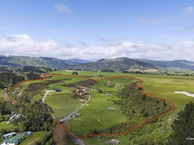 104 Kahuterawa Road, Linton