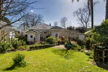 12 Ferner Ave, Mount Albert