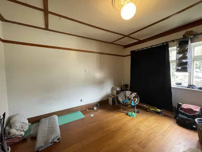 3 The Parade, Island Bay