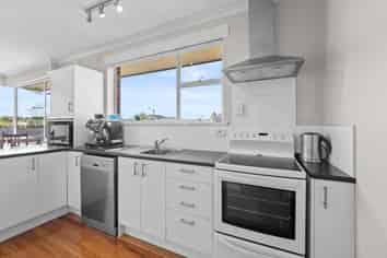 13 Bathurst Street, Allenton