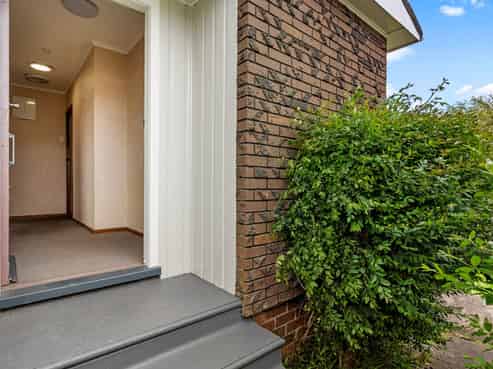 34 Williams Crescent, Otara