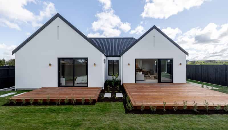 6 Parkside Avenue (off Roots Street East), Feilding