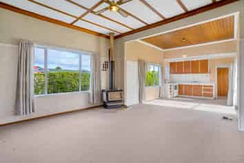 10 John Street, Winton