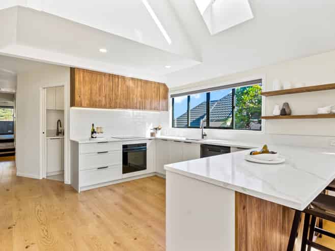 1/16 Waiake Street, Torbay