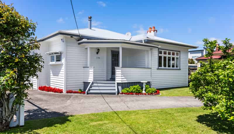 106 Astley Avenue, New Lynn