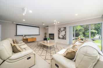 4 Handly Grove, Churton Park