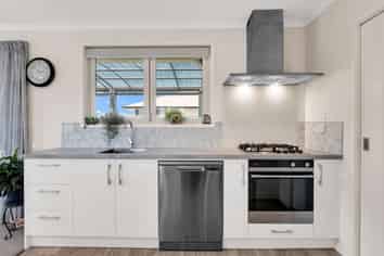 17 Morrell Street, Tawhero