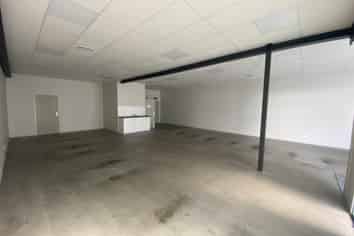 Hamilton East Retail/Office Space