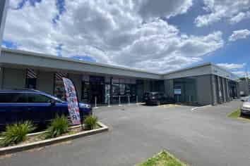 Hamilton East Retail/Office Space