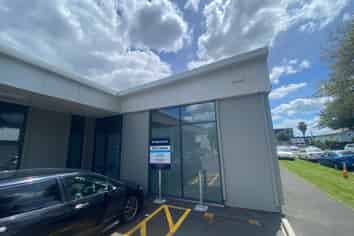 Hamilton East Retail/Office Space