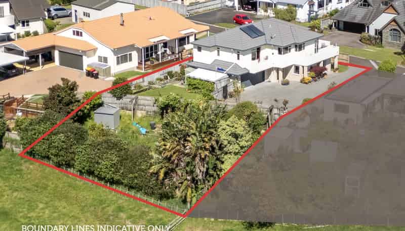 44 Diamond Head, Hairini