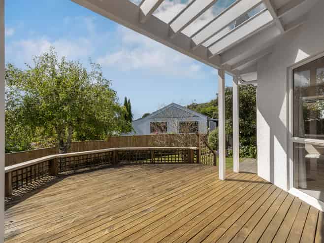 7 Amokura Street, Waikanae