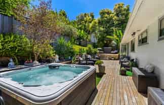 22 Gerontius Glade, Torbay