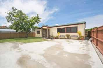 23/B Sturdee Road, Manurewa