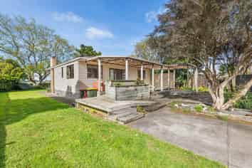 422 Mckenzie Road, Waiau Pa