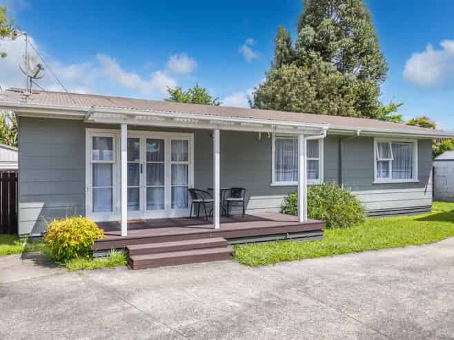 16B Wilson Street, Hamilton East