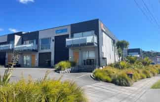 STANMORE BAY LIVE AND WORK
