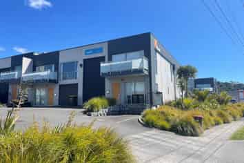 STANMORE BAY LIVE AND WORK
