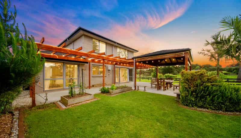 13 Glory Way, Buckland