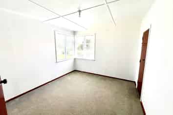 8 Victor Street, Dannevirke