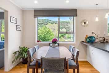 1038 State Highway 4, Parikino