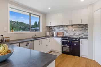 1038 State Highway 4, Parikino