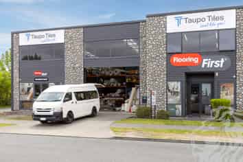 Modern Ashwood Ave Investments 