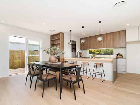 42C Batt Street, West End