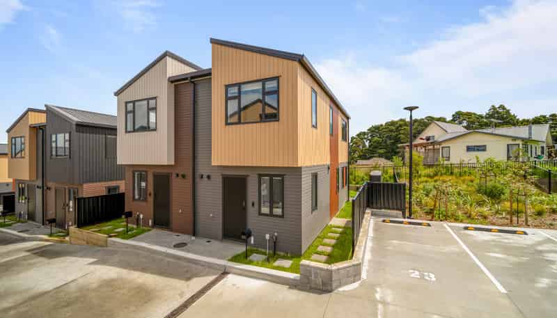 23 Mataara Lane, Manurewa