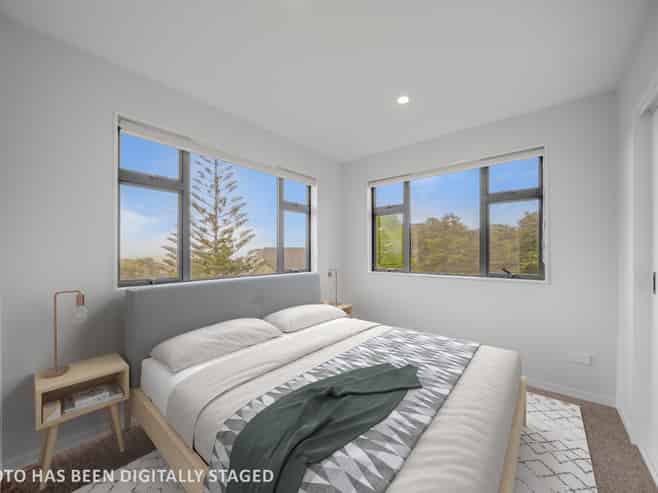 25 Mataara Ln, Manurewa