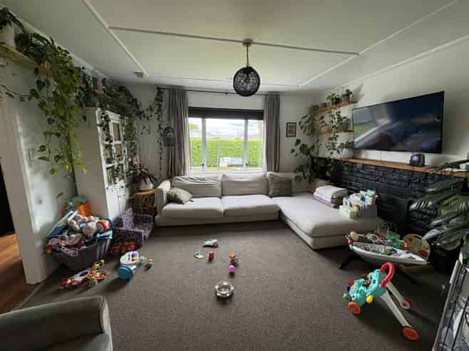 604b Elm Road, Akina