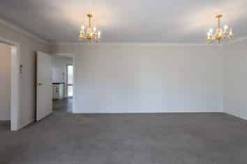 2/179 Dunbars Road, Halswell