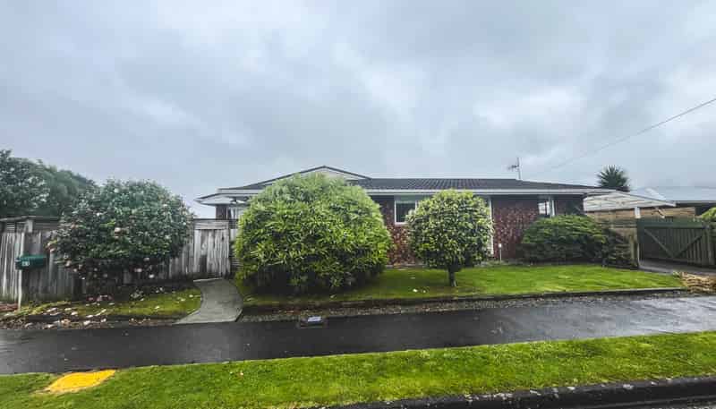 51 Rimu Street , Waikanae