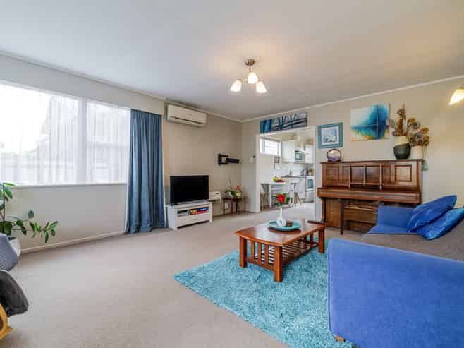 61 Bryant Street, Takaro