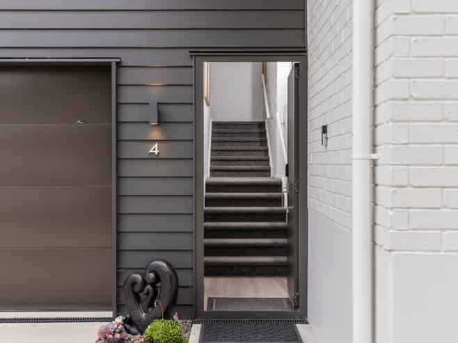 4/102 Howell Avenue, Riverlea