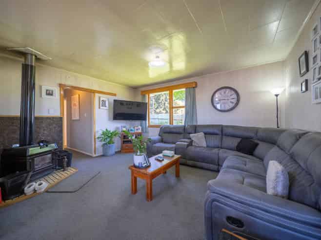 97 Devon Street, Mossburn