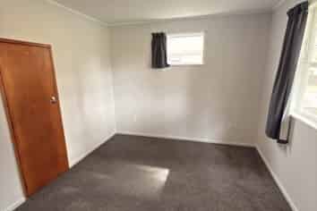 95 Universal Drive, Henderson