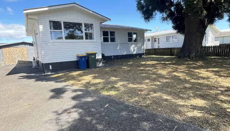 95 Universal Drive, Henderson