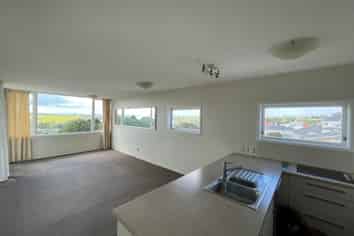 6/76 Coates Avenue , Orakei