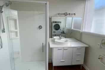 6/76 Coates Avenue , Orakei