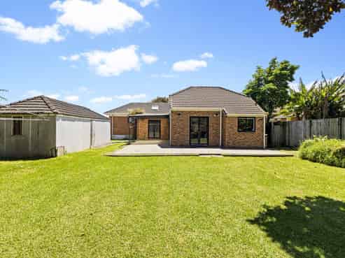 15 Glen Avenue, Papatoetoe