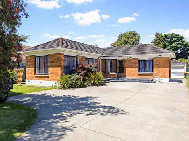 15 Glen Avenue, Papatoetoe