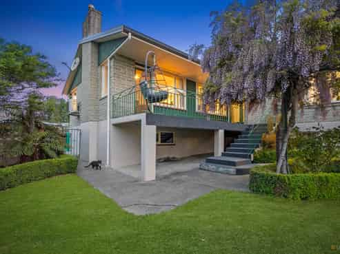 26 Rose Street, Parkside