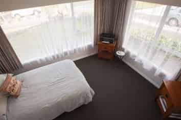 28 Hinton Avenue, Forest Lake