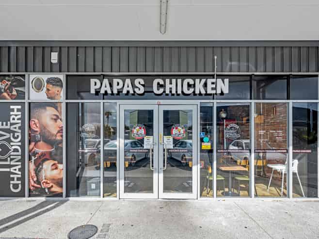 Boutique Korean fried chicken retail investment