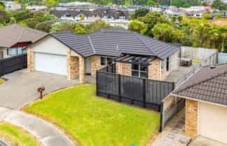 18 Andrusha Place, Flat Bush