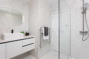 1/15 Kia Ora Road, Beach Haven