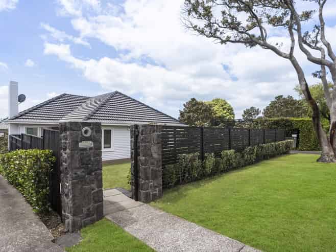 22 Rutherford Terrace, Meadowbank