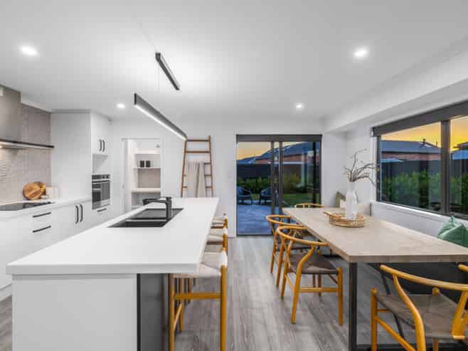 20 Selfe Crescent, Burwood