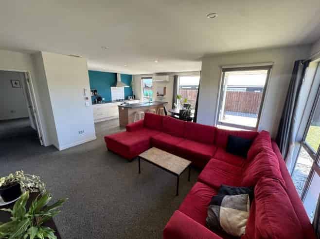 23 Marbleleaf Lane, Albert Town